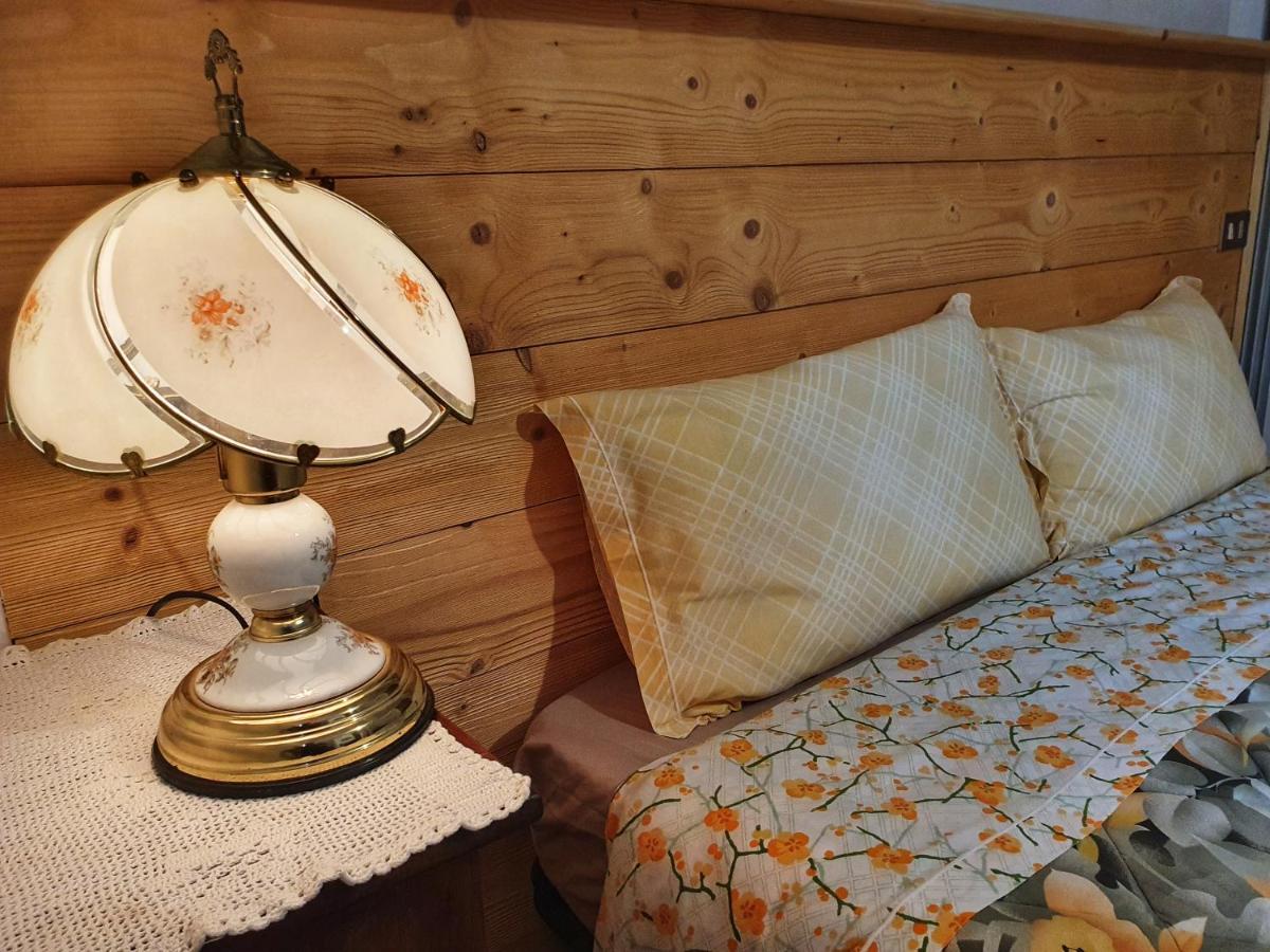 B&B Il Pettirosso Malonno Экстерьер фото