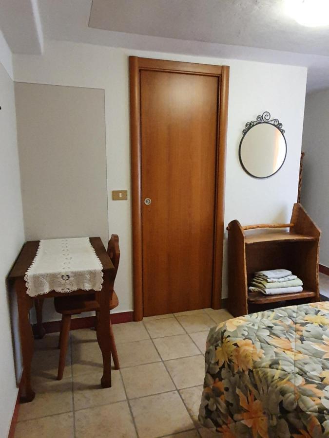 B&B Il Pettirosso Malonno Экстерьер фото
